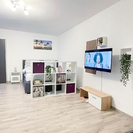 Perfekte 1,5 Wohnung Zentral In Leonberg Gegenueber Einkaufzentrum Εξωτερικό φωτογραφία